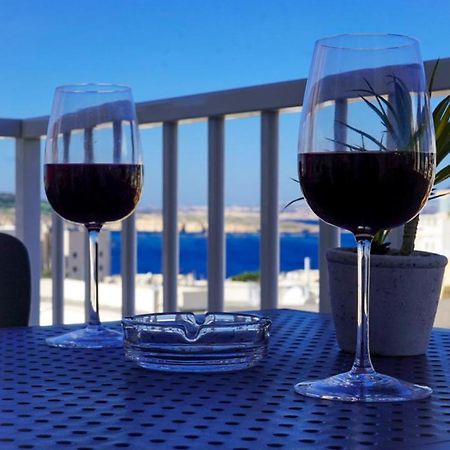 Centrally Located, Well Equipped, Stylish Flat. St. Paul's Bay Exteriör bild