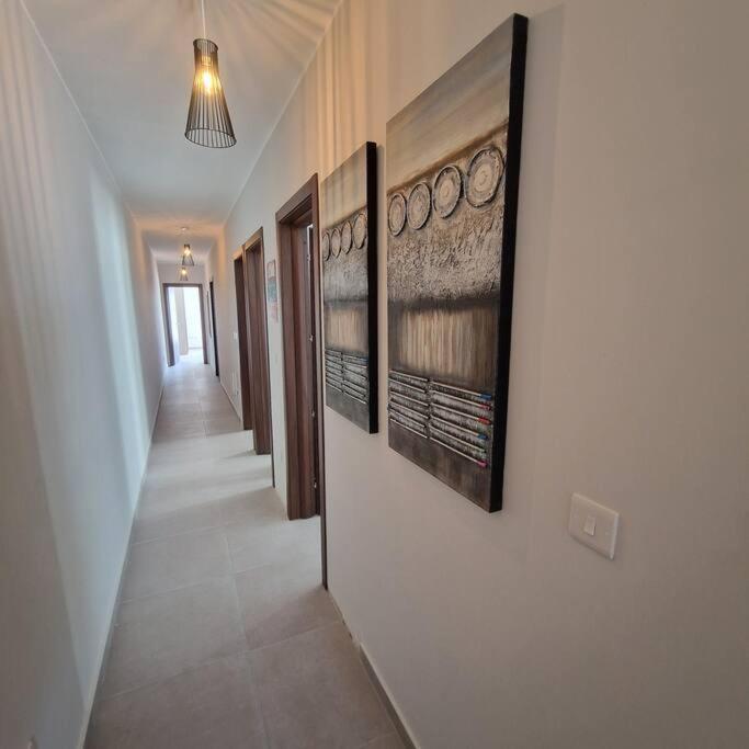Centrally Located, Well Equipped, Stylish Flat. St. Paul's Bay Exteriör bild