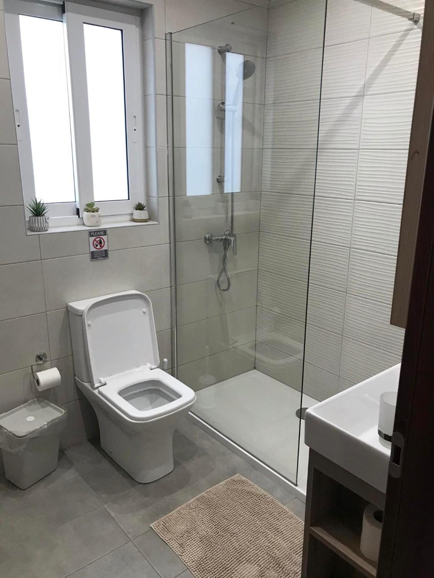 Centrally Located, Well Equipped, Stylish Flat. St. Paul's Bay Exteriör bild
