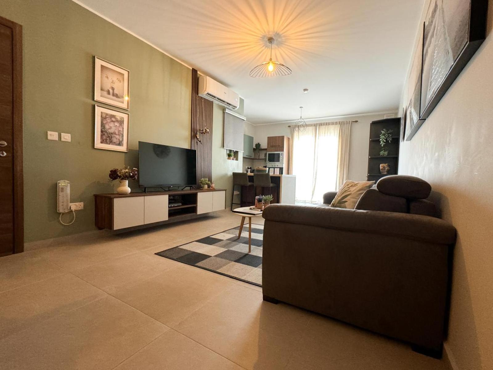 Centrally Located, Well Equipped, Stylish Flat. St. Paul's Bay Exteriör bild
